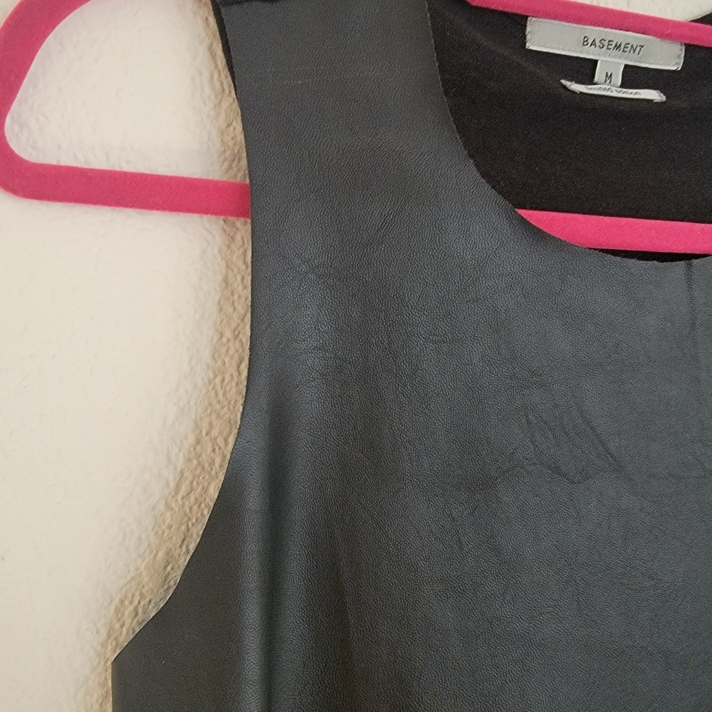 Black basement Limited edition Top! M - Picture 5 of 16